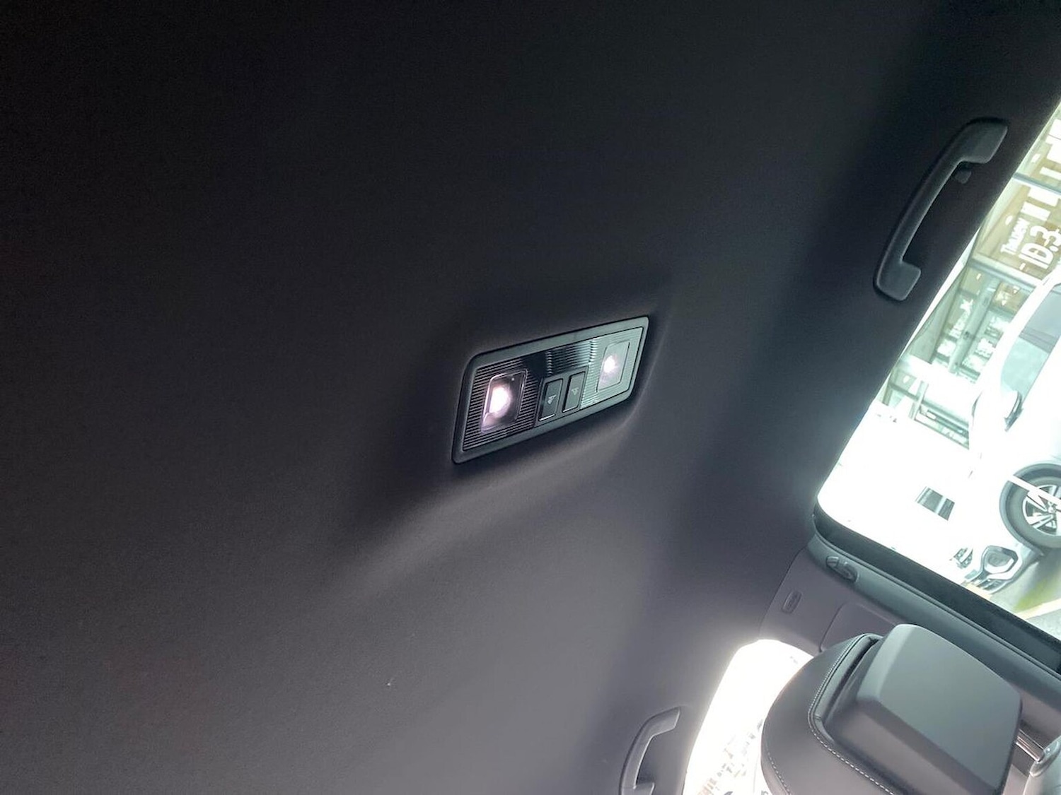 Used Volkswagen Tiguan 2023 for sale - 76986993: Photo 31