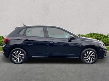 Used Volkswagen Polo 2024 for sale - 75655986: Photo