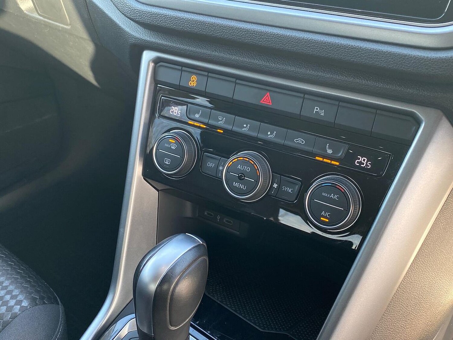 Used Volkswagen T-Roc 2021 for sale - 78194709: Photo 12