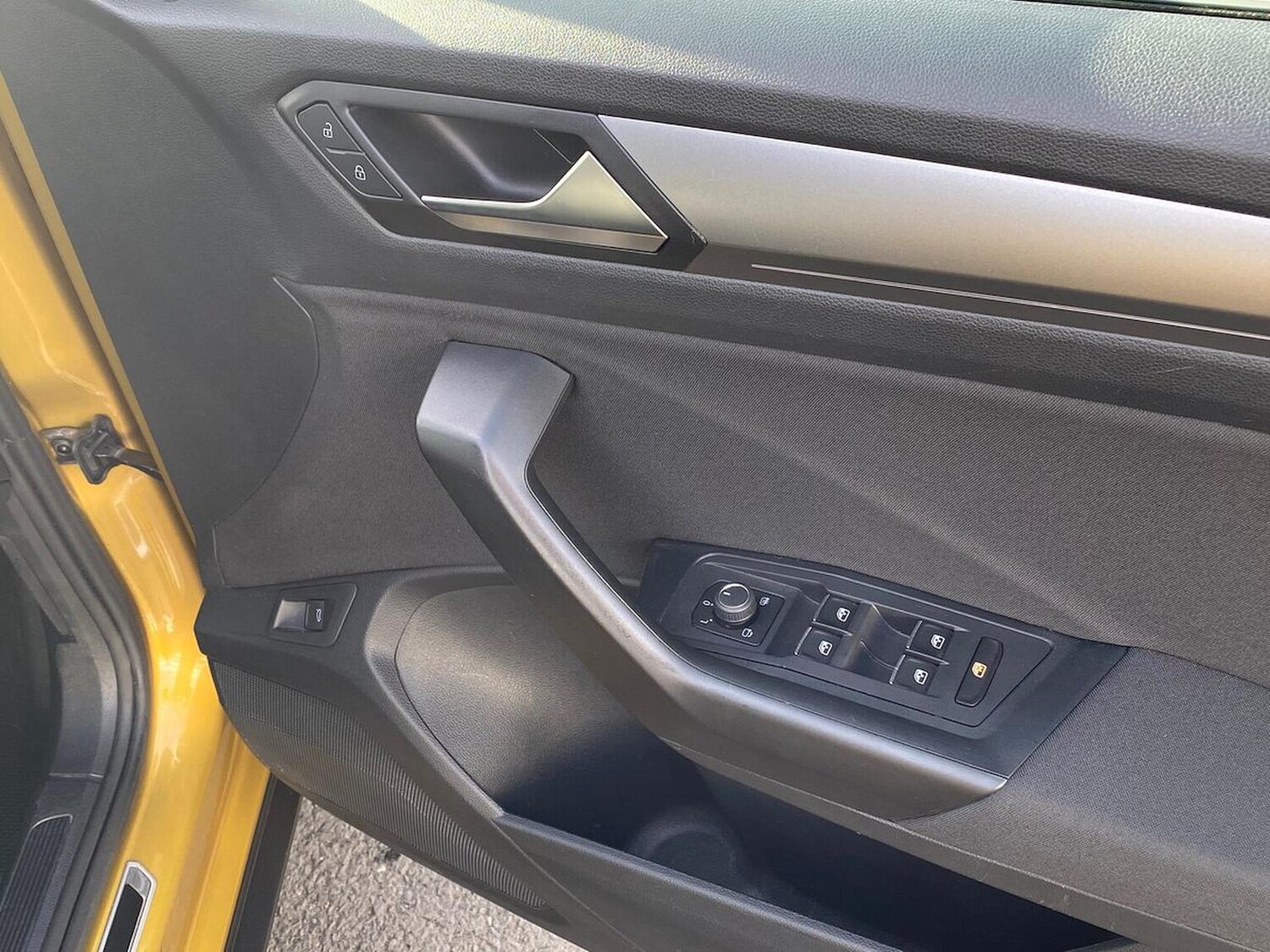 Used Volkswagen T-Roc 2021 for sale - 78194709: Photo 21