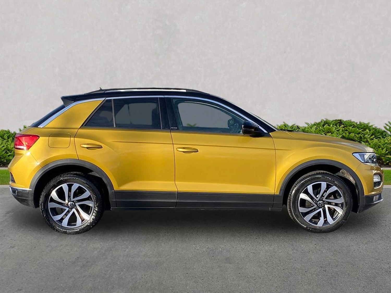 Used Volkswagen T-Roc 2021 for sale - 78194709: Photo 3