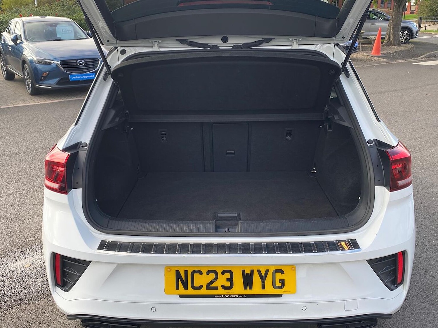 Used Volkswagen T-Roc 2023 for sale - 76194479: Photo 17