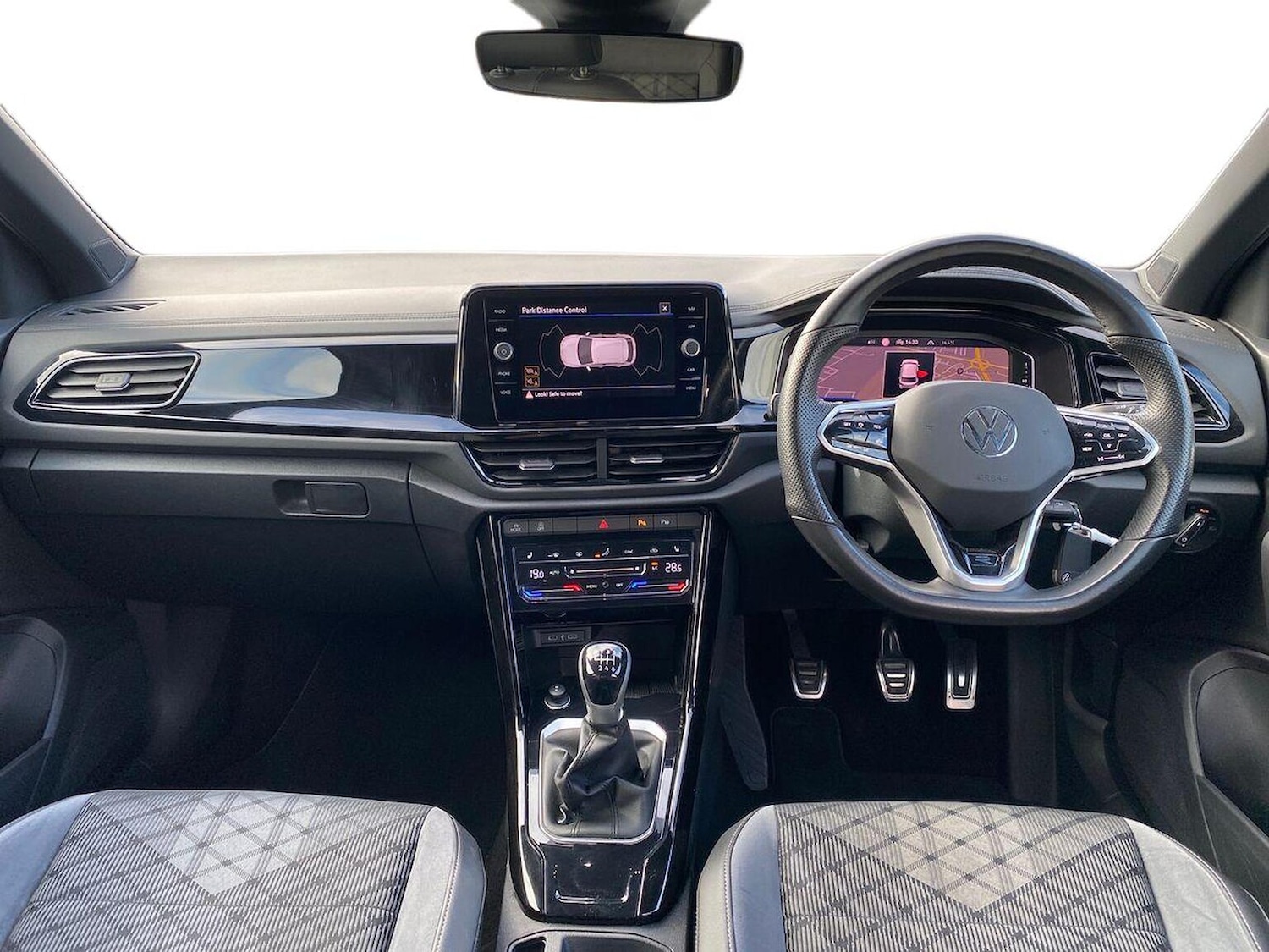 Used Volkswagen T-Roc 2023 for sale - 76194479: Photo 8