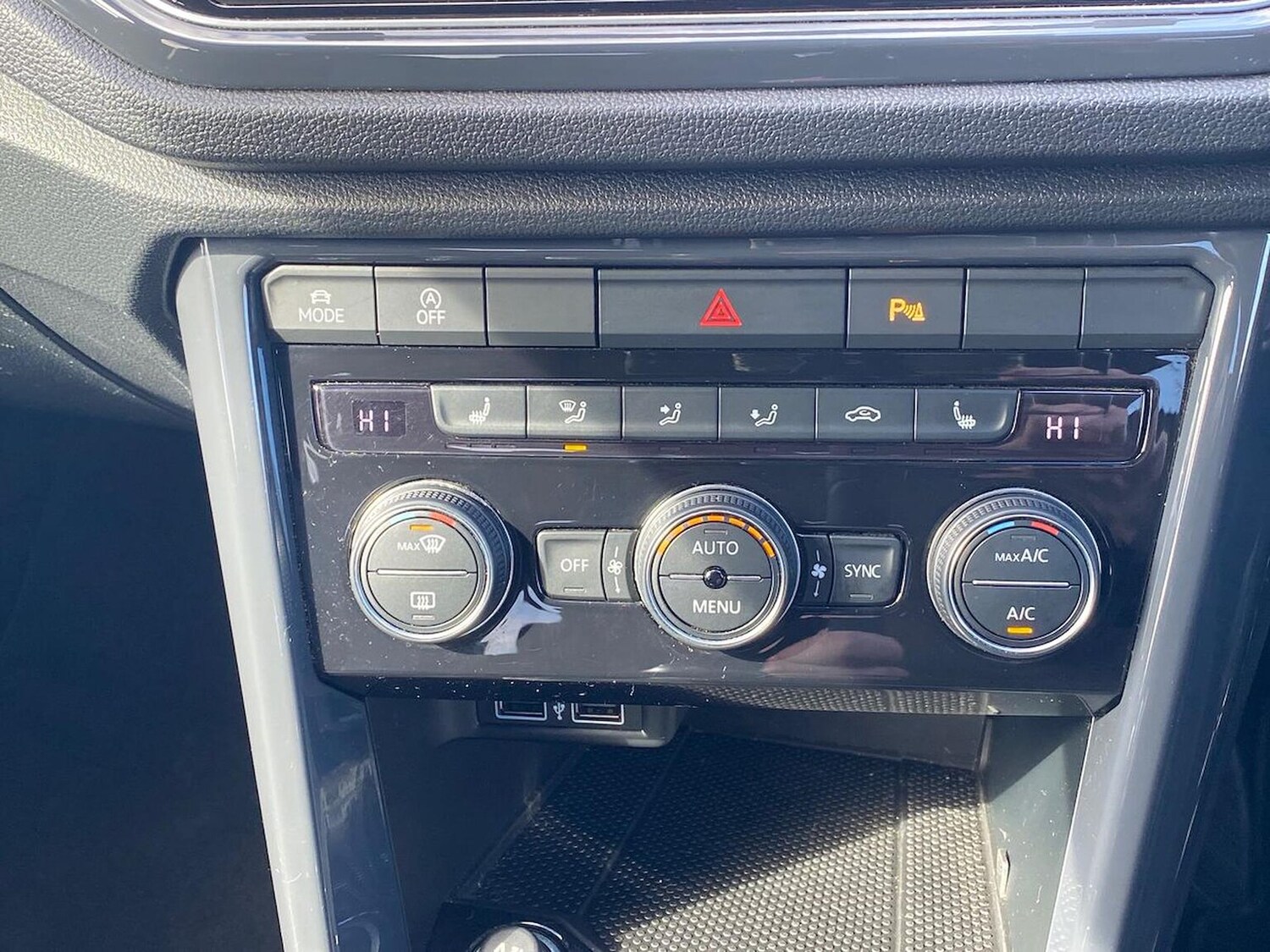 Used Volkswagen T-Roc 2018 for sale - 78195029: Photo 12