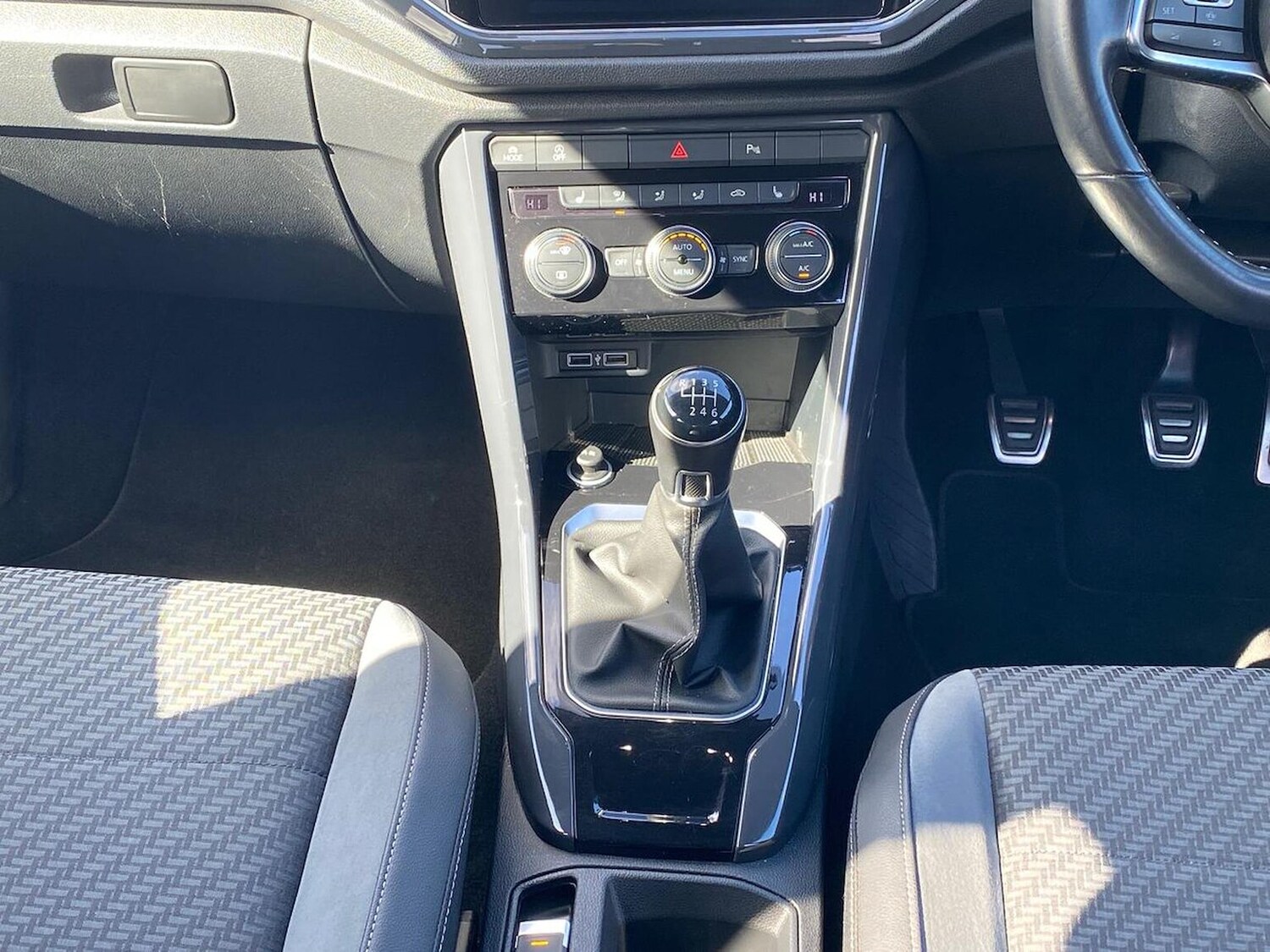 Used Volkswagen T-Roc 2018 for sale - 78195029: Photo 13