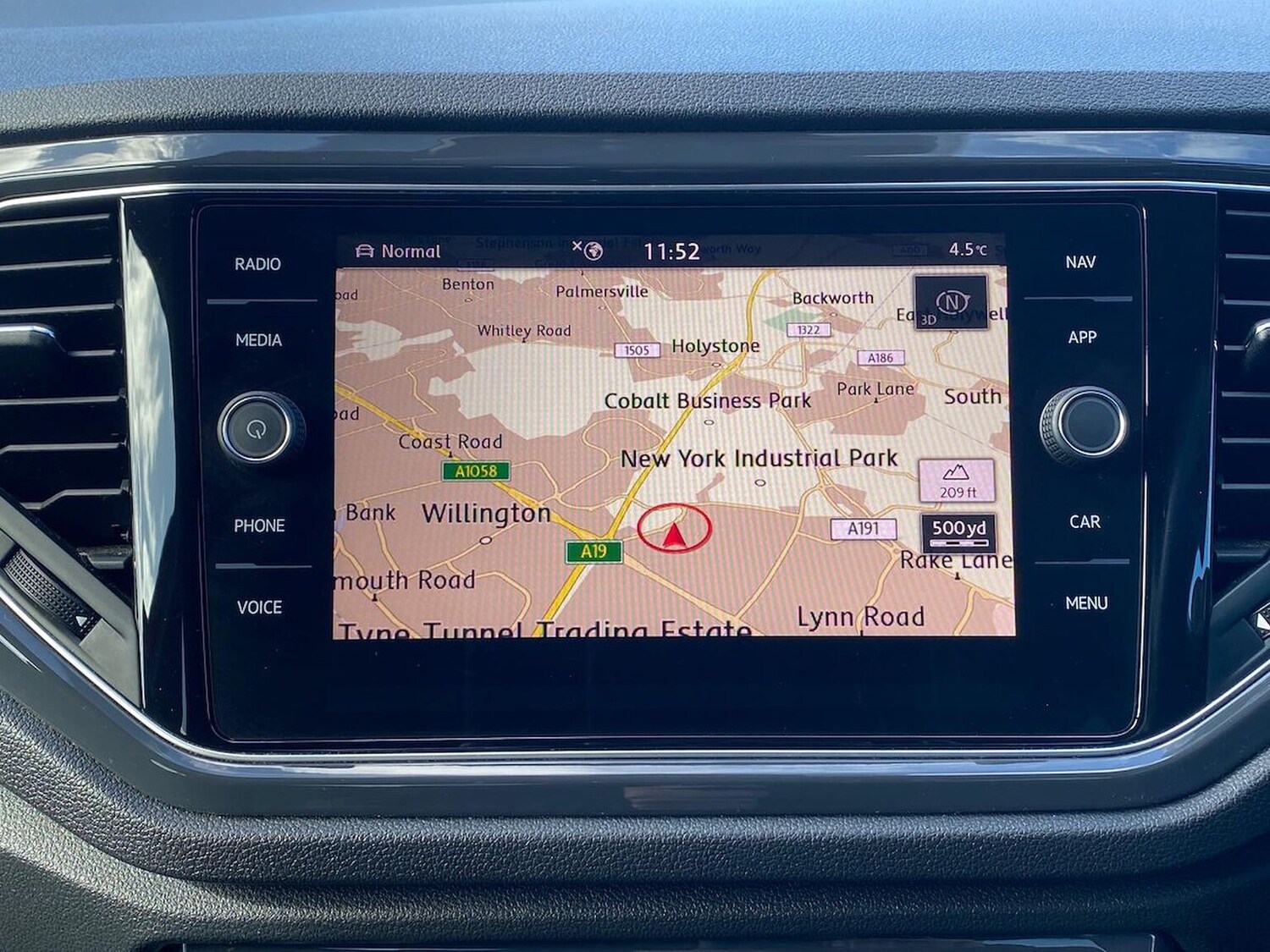 Used Volkswagen T-Roc 2018 for sale - 78195029: Photo 24