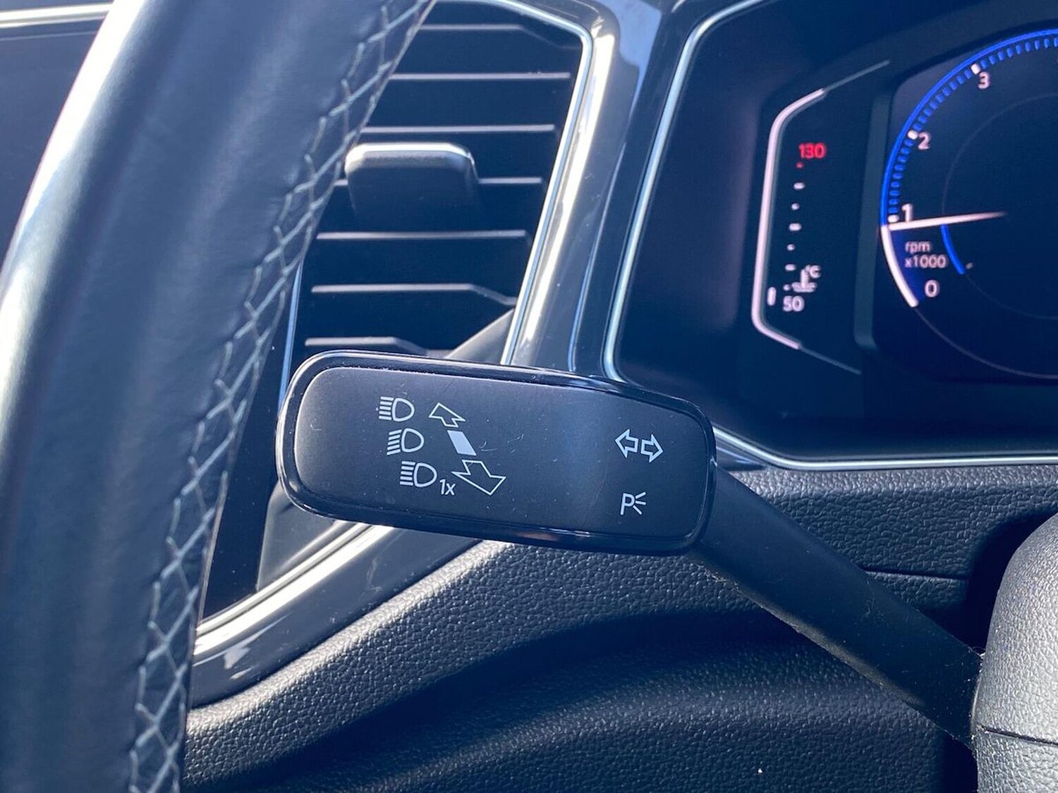 Used Volkswagen T-Roc 2018 for sale - 78195029: Photo 28