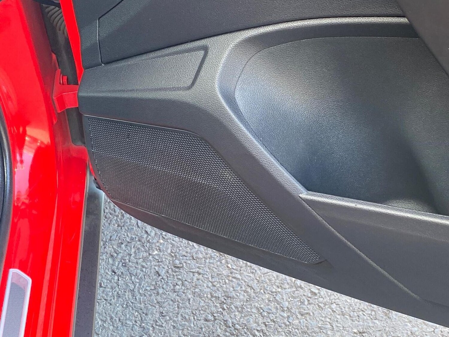 Used Volkswagen T-Roc 2018 for sale - 78195029: Photo 30