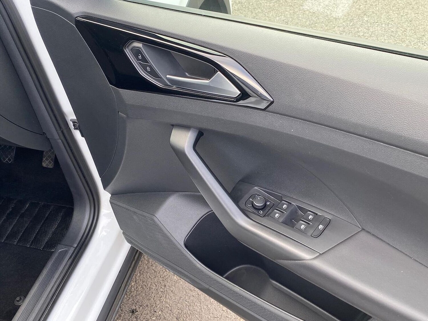 Used Volkswagen T-Cross 2022 for sale - 76300816: Photo 21
