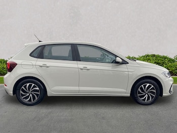 Used Volkswagen Polo 2023 for sale - 76471045: Photo