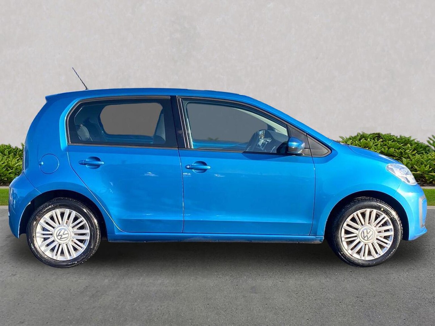 Used Volkswagen up! 2016 for sale - 76391767: Photo 3