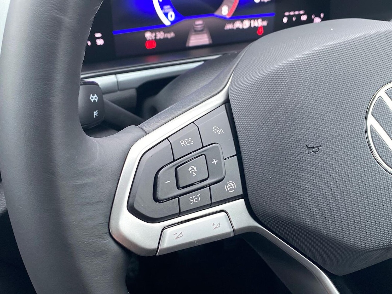 Used Volkswagen T-Roc 2026 for sale - 77896286: Photo 25