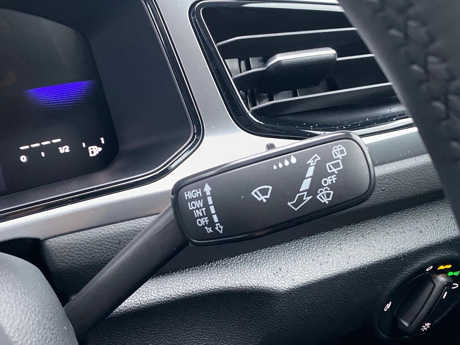 Used Volkswagen T-Roc 2026 for sale - 77896286: Photo 26