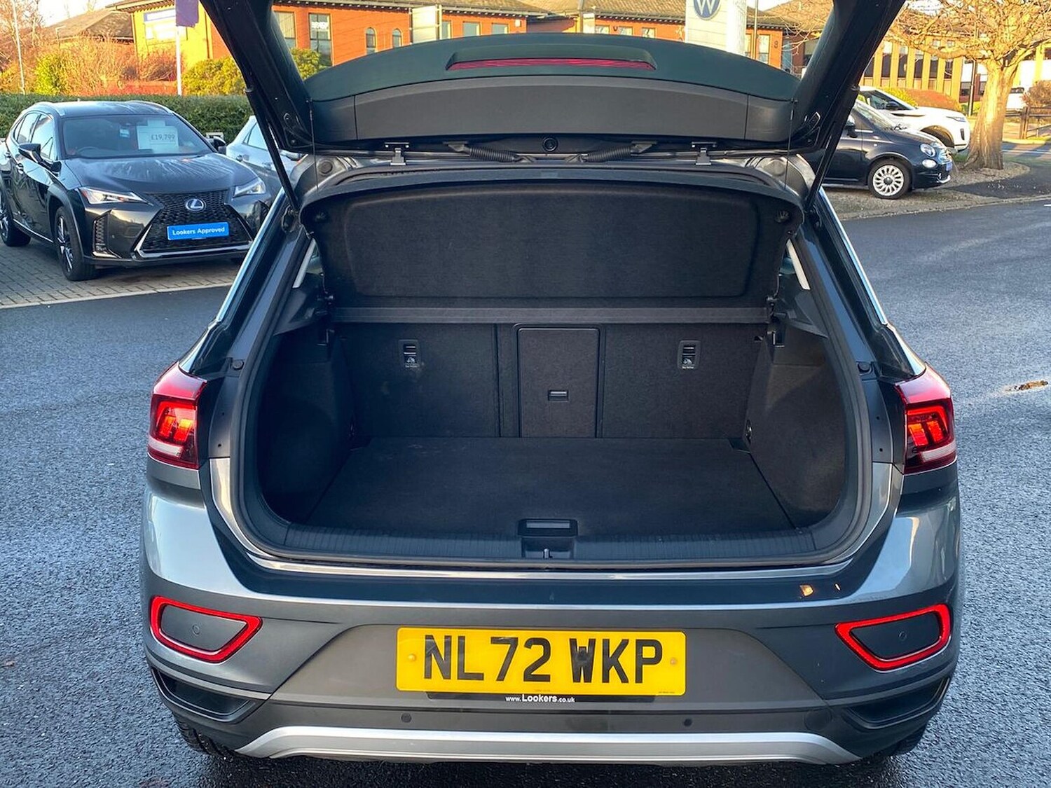 Used Volkswagen T-Roc 2022 for sale - 77001855: Photo 17