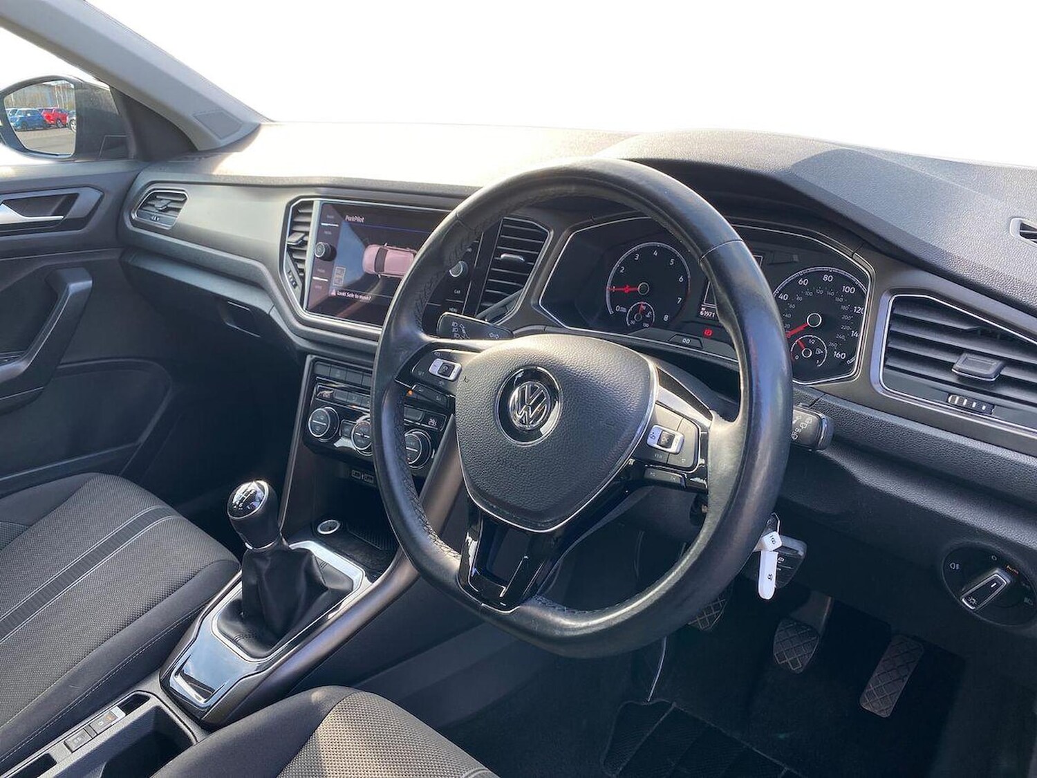 Used Volkswagen T-Roc 2018 for sale - 78195048: Photo 15