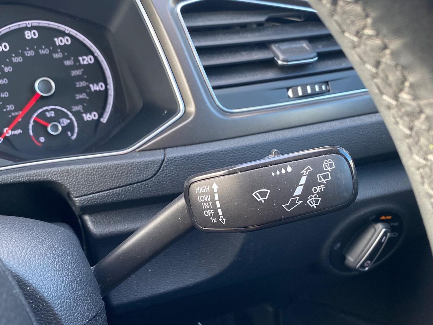 Used Volkswagen T-Roc 2018 for sale - 78195048: Photo 26