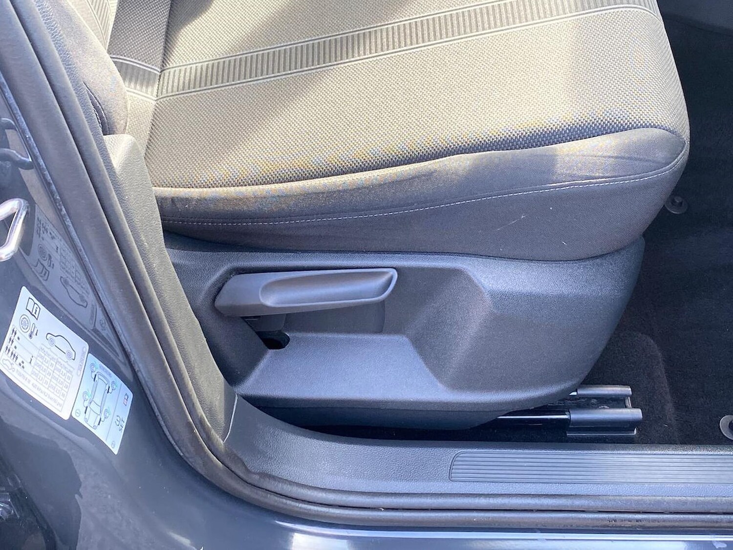 Used Volkswagen T-Roc 2018 for sale - 78195048: Photo 28