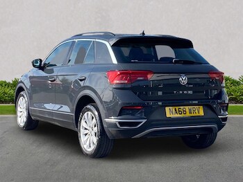 Used Volkswagen T-Roc 2018 for sale - 78195048: Photo