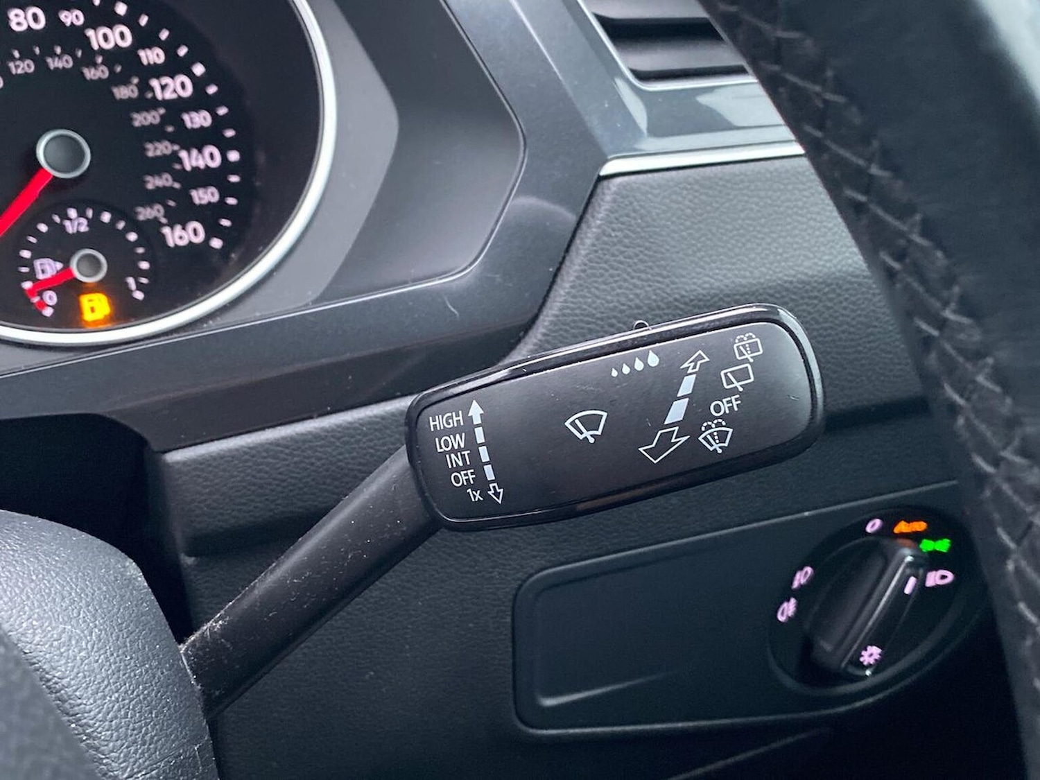 Used Volkswagen Tiguan 2018 for sale - 77034663: Photo 29