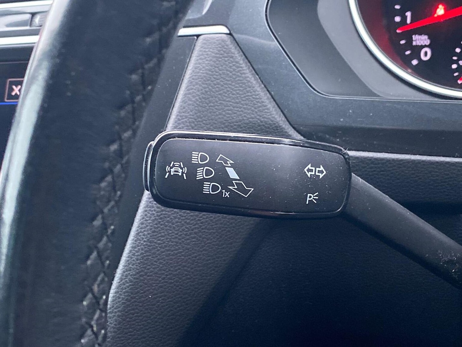 Used Volkswagen Tiguan 2018 for sale - 77034663: Photo 30