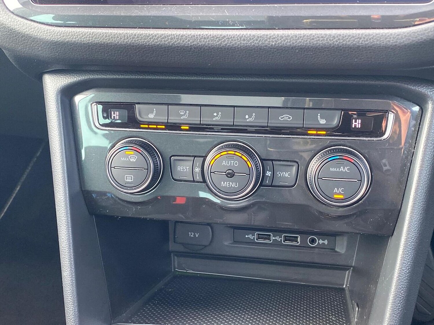 Used Volkswagen Tiguan 2019 for sale - 76837112: Photo 12