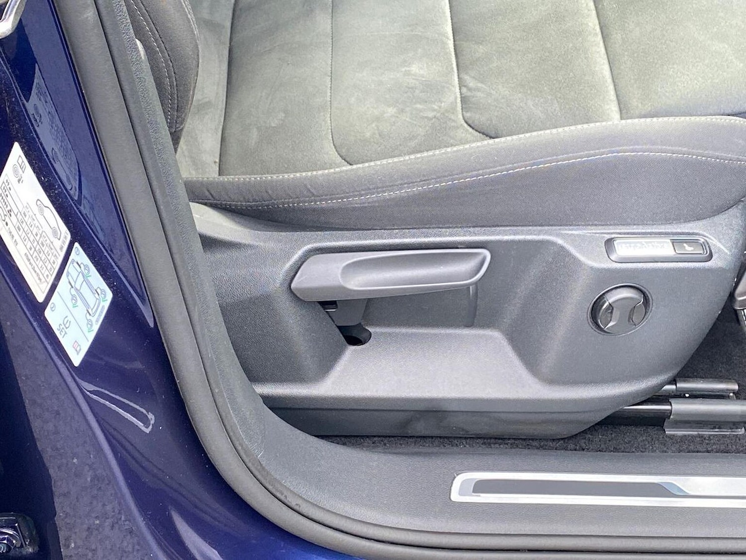 Used Volkswagen Tiguan 2019 for sale - 76837112: Photo 29