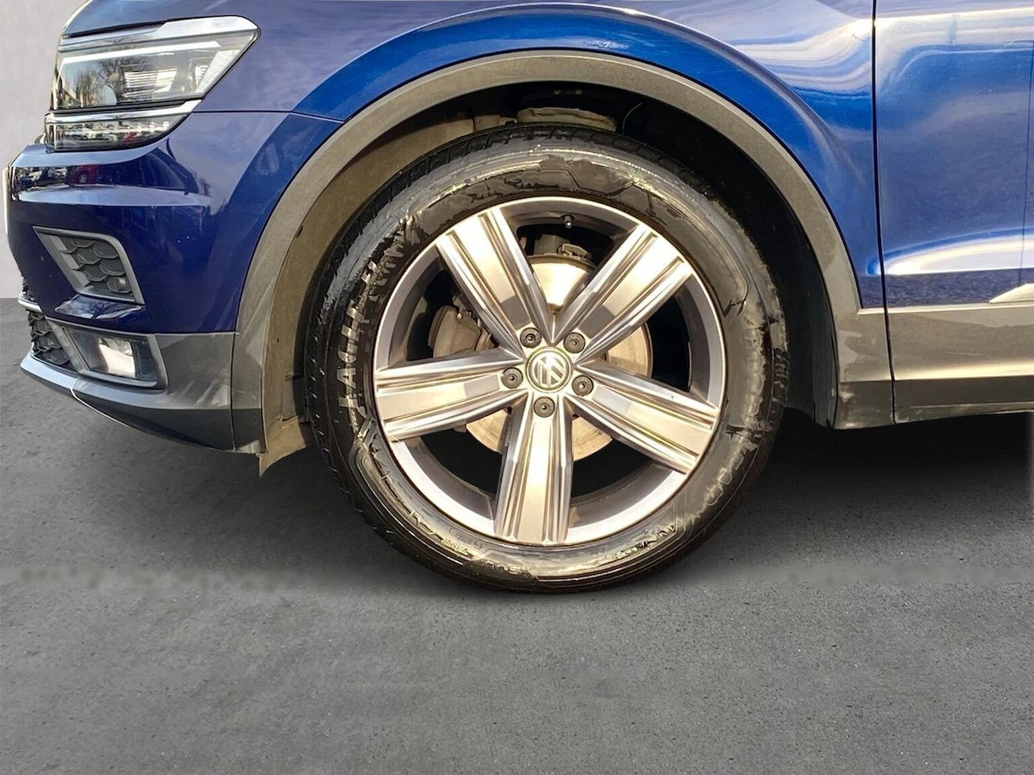 Used Volkswagen Tiguan 2019 for sale - 76837112: Photo 6