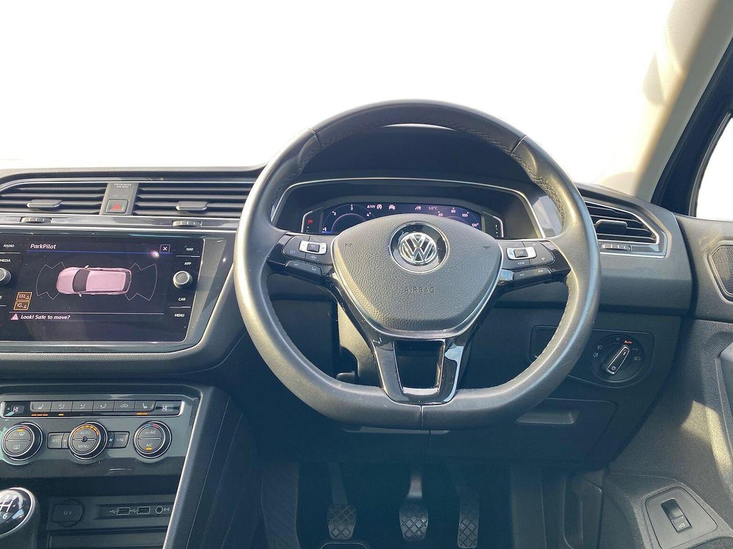 Used Volkswagen Tiguan 2019 for sale - 76837112: Photo 9