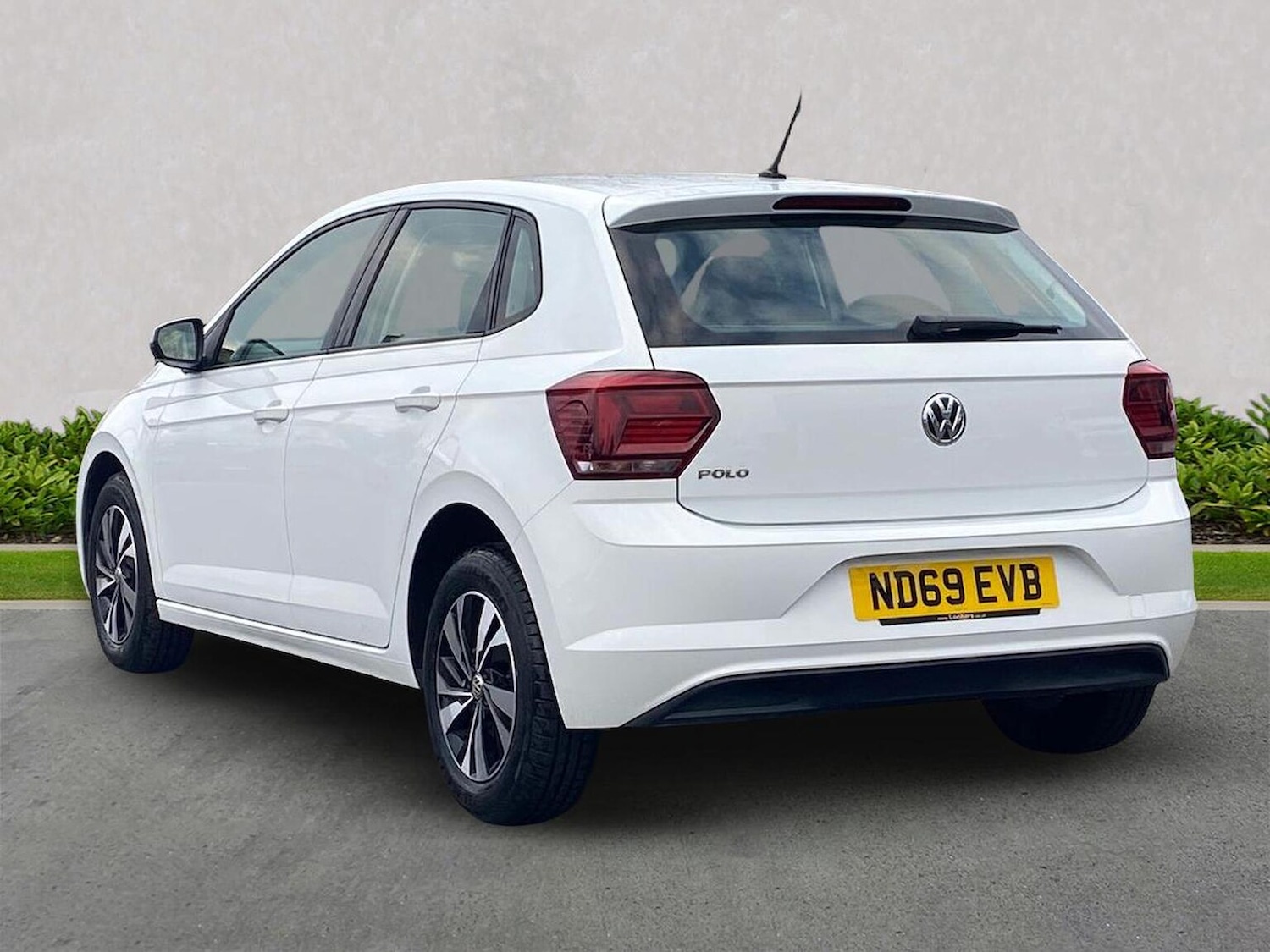 Used Volkswagen Polo 2019 for sale - 76510766: Photo 2