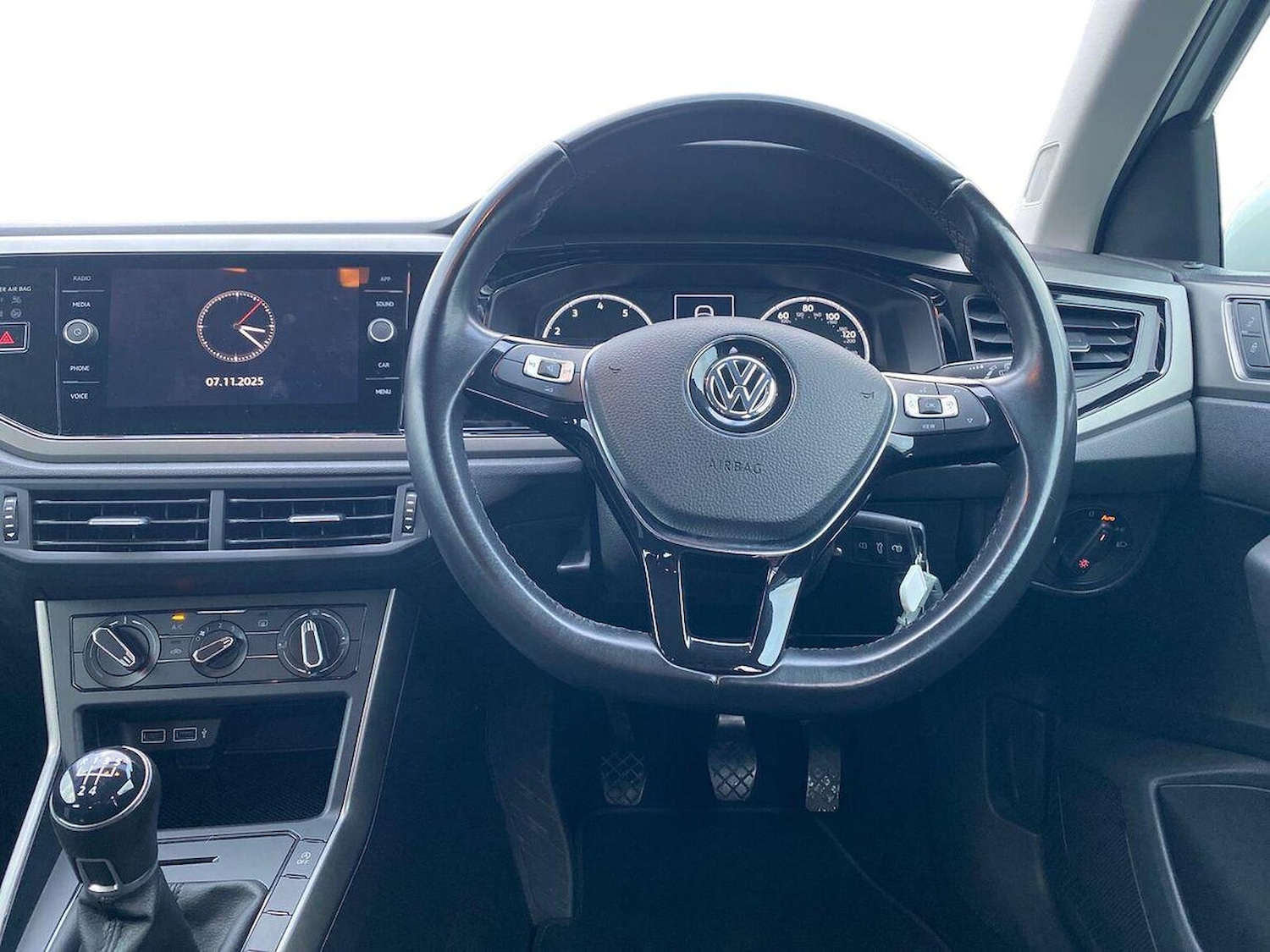 Used Volkswagen Polo 2019 for sale - 76510766: Photo 9