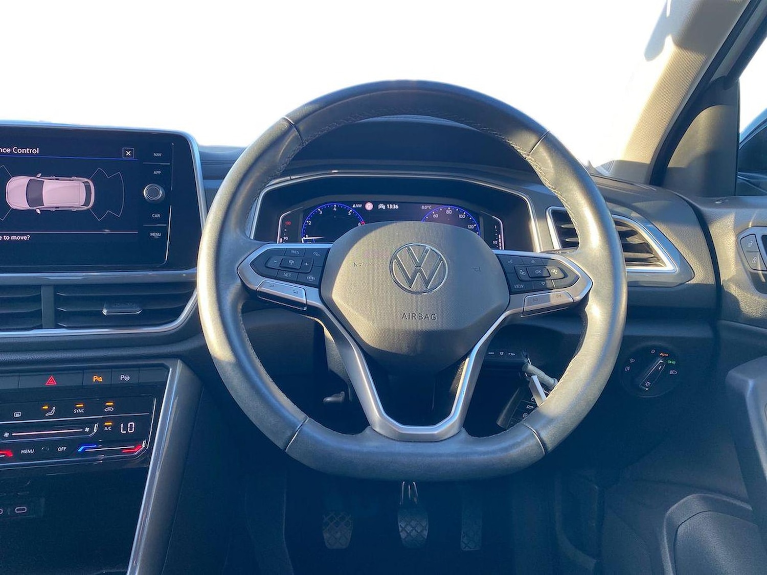 Used Volkswagen T-Roc 2022 for sale - 77008234: Photo 11