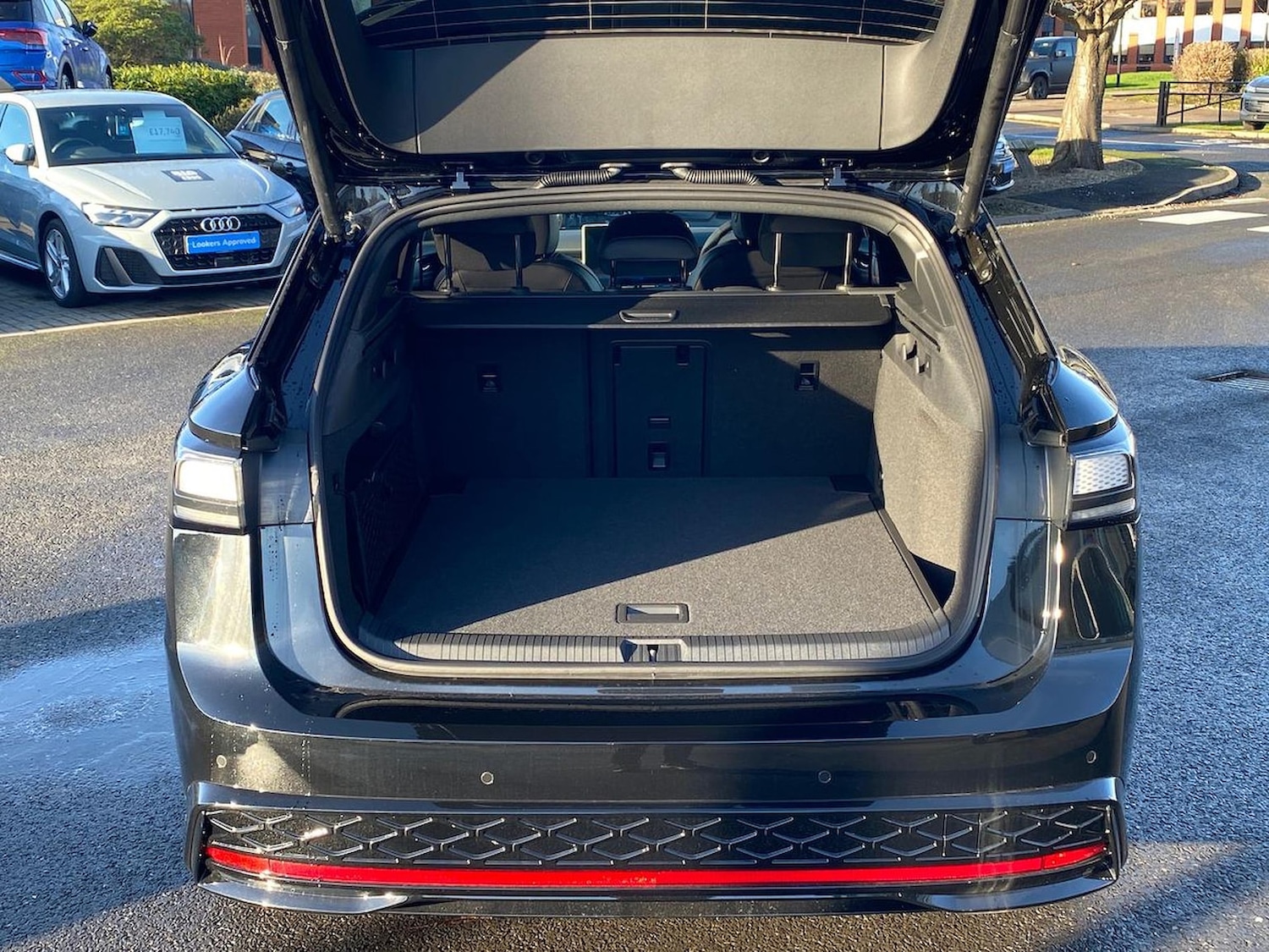 Used Volkswagen ID.7 2025 for sale - 77488077: Photo 17