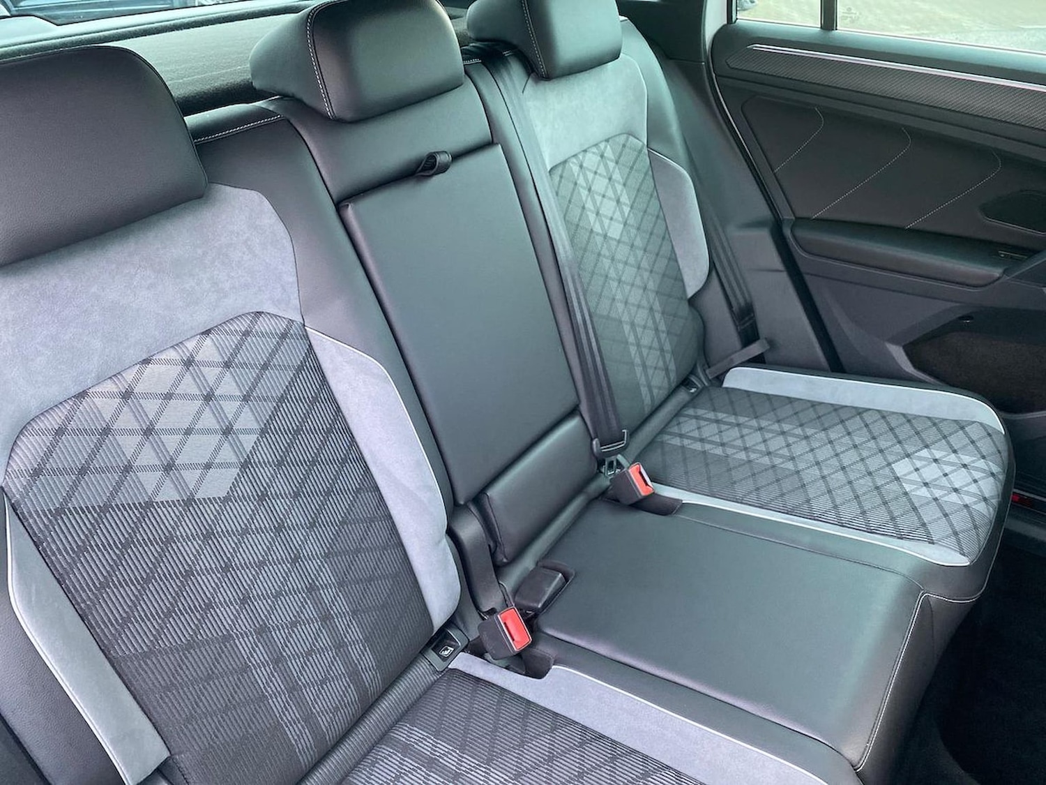 Used Volkswagen Tiguan 2023 for sale - 76736709: Photo 16