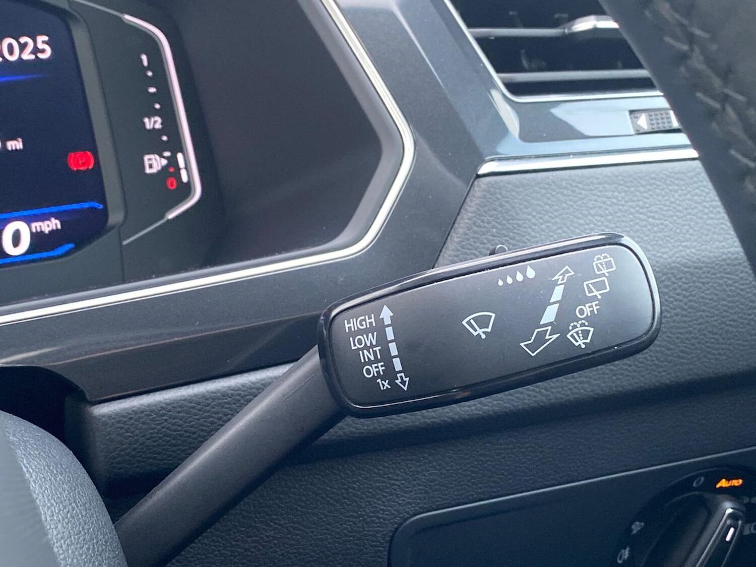 Used Volkswagen Tiguan 2023 for sale - 76736709: Photo 27