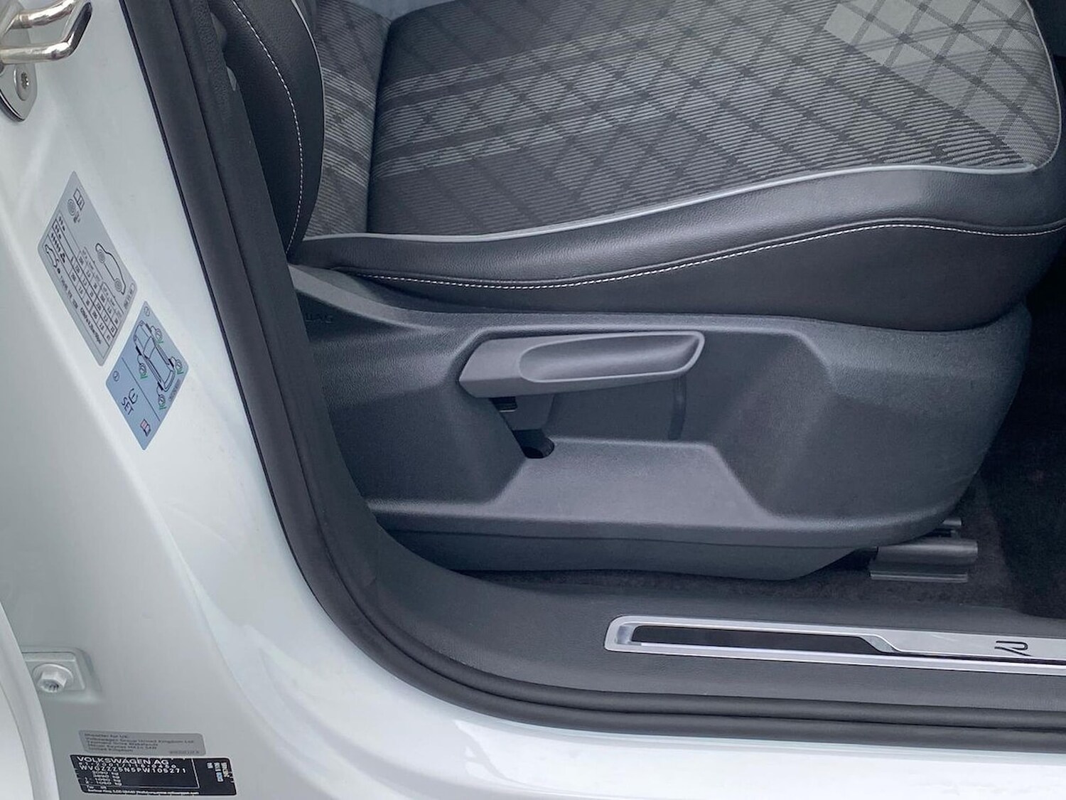 Used Volkswagen Tiguan 2023 for sale - 76736709: Photo 29