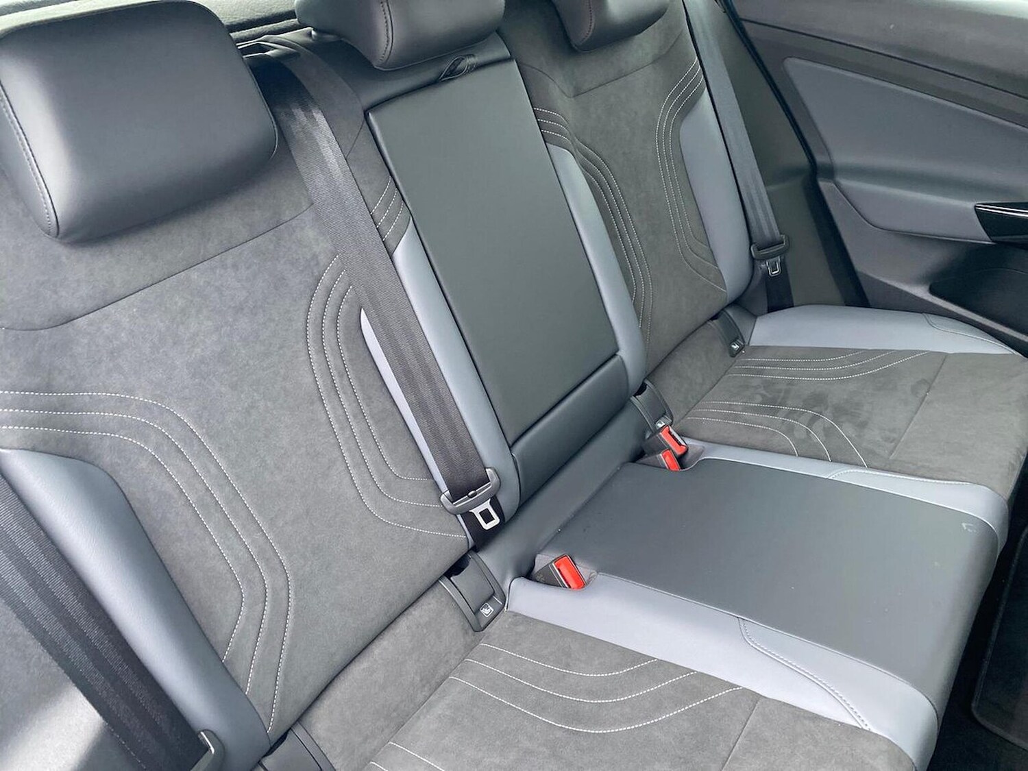 Used Volkswagen ID.4 2025 for sale - 77488095: Photo 16