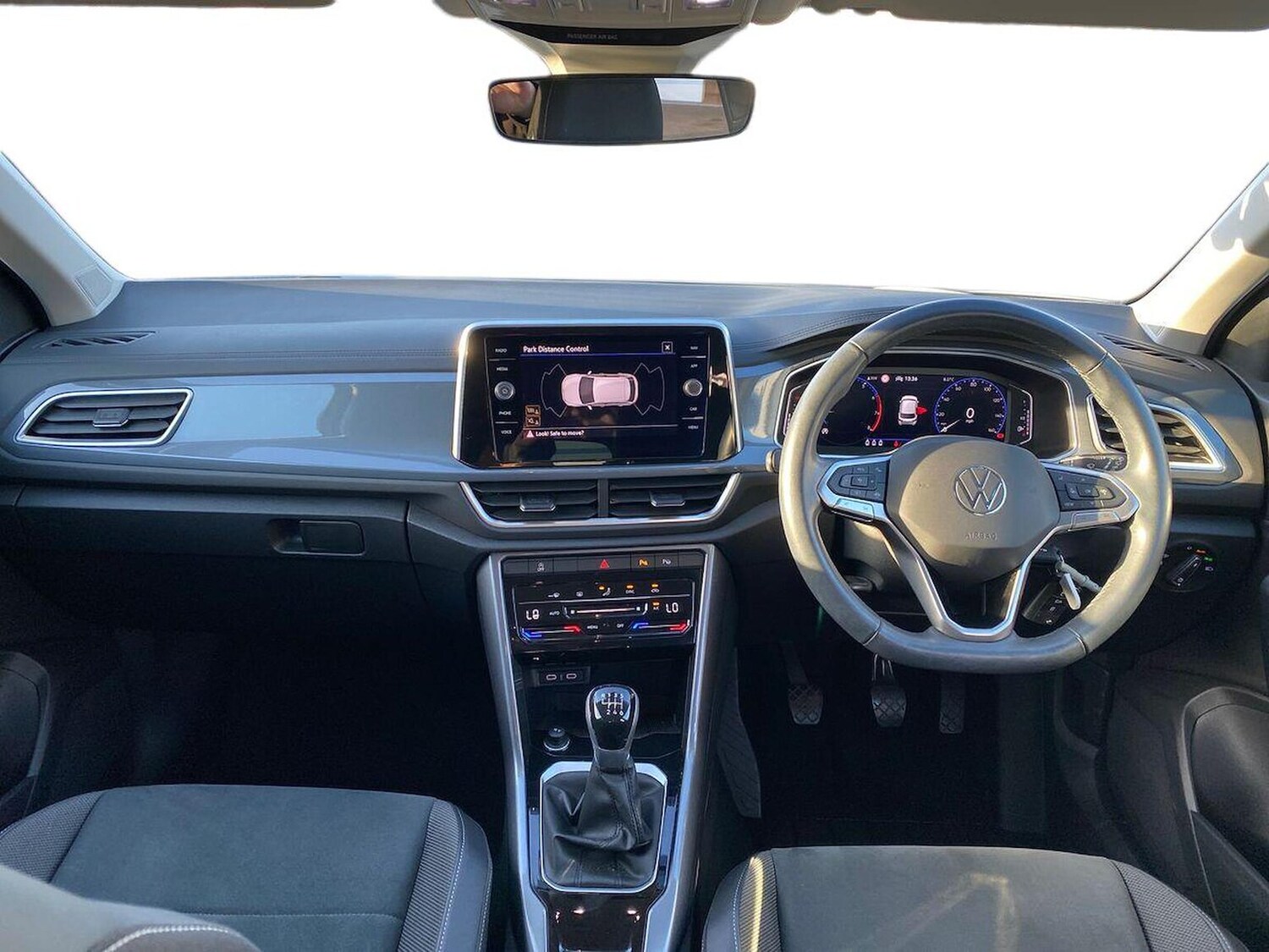 Used Volkswagen T-Roc 2022 for sale - 77487367: Photo 8