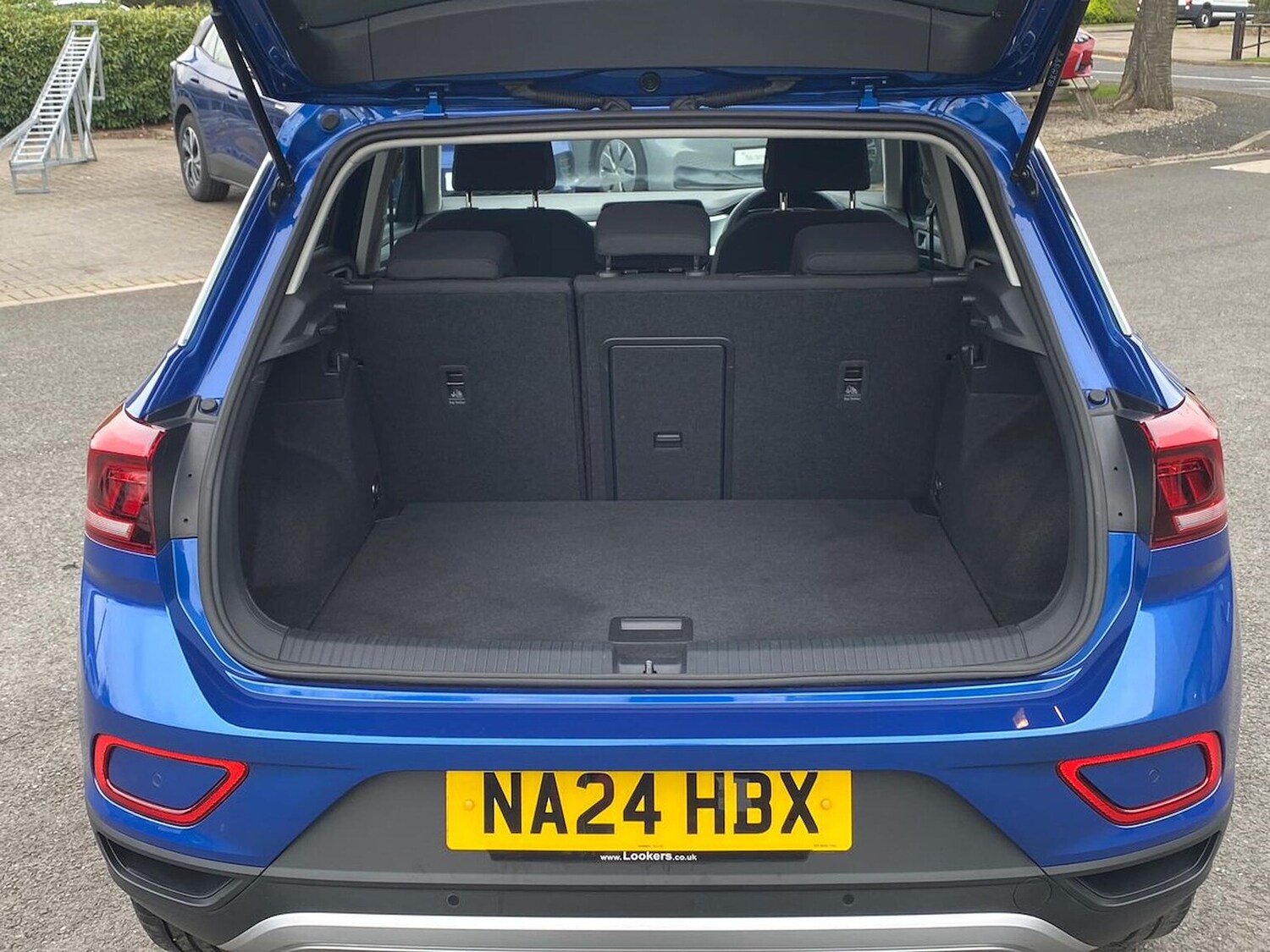 Used Volkswagen T-Roc 2024 for sale - 78195150: Photo 17