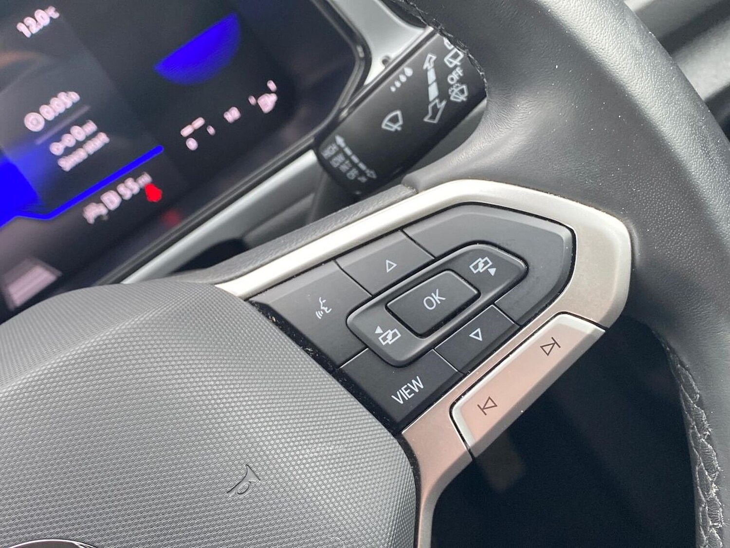 Used Volkswagen T-Roc 2024 for sale - 78195150: Photo 24