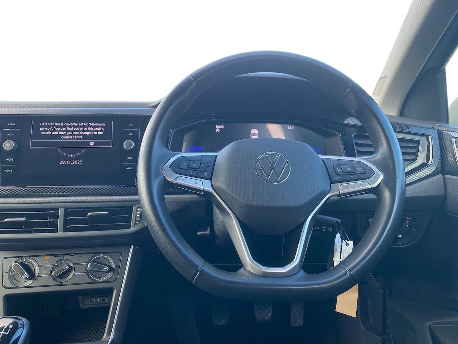 Used Volkswagen Polo 2023 for sale - 76736689: Photo 9