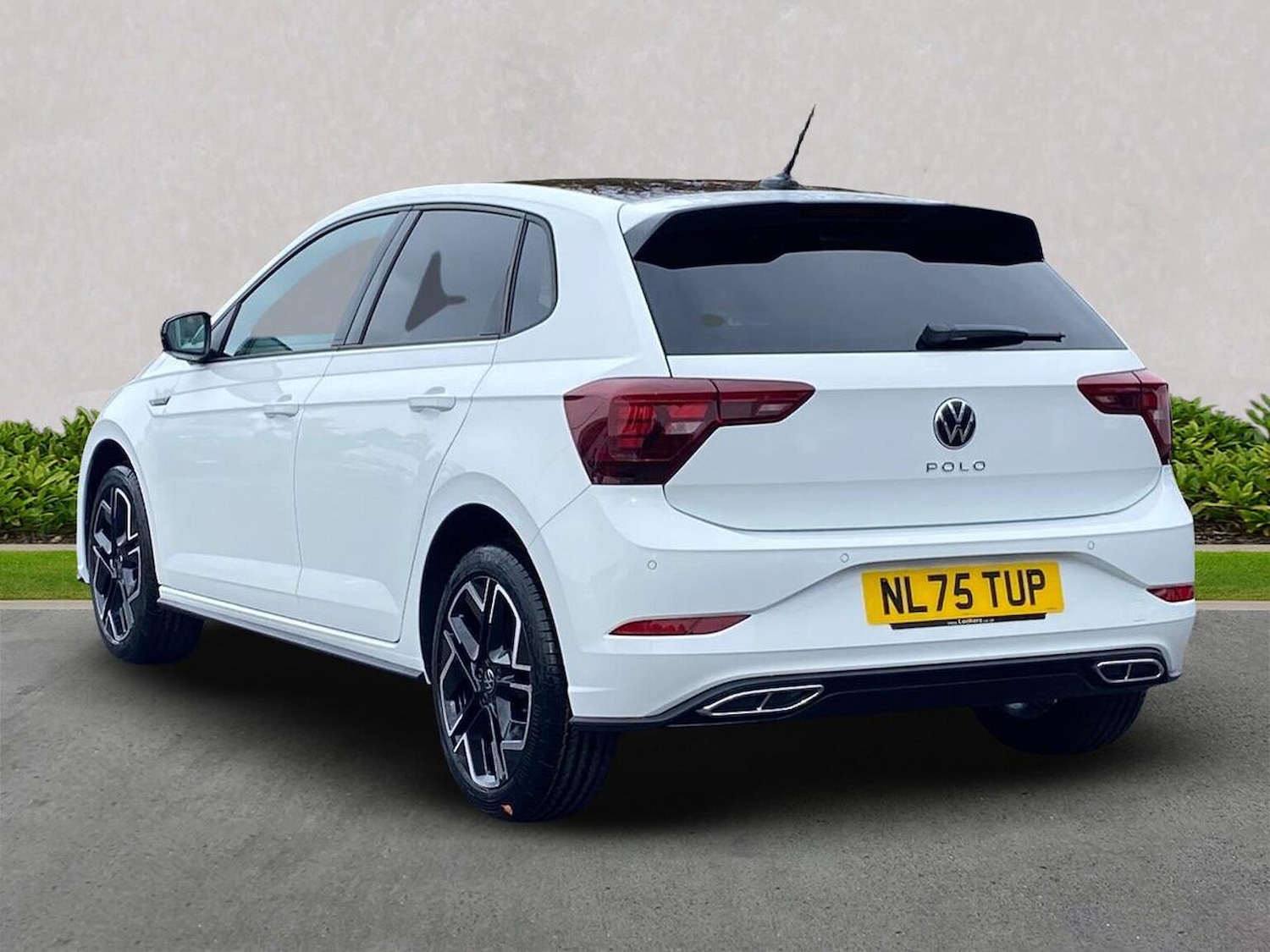 Used Volkswagen Polo 2025 for sale - 76945883: Photo 2