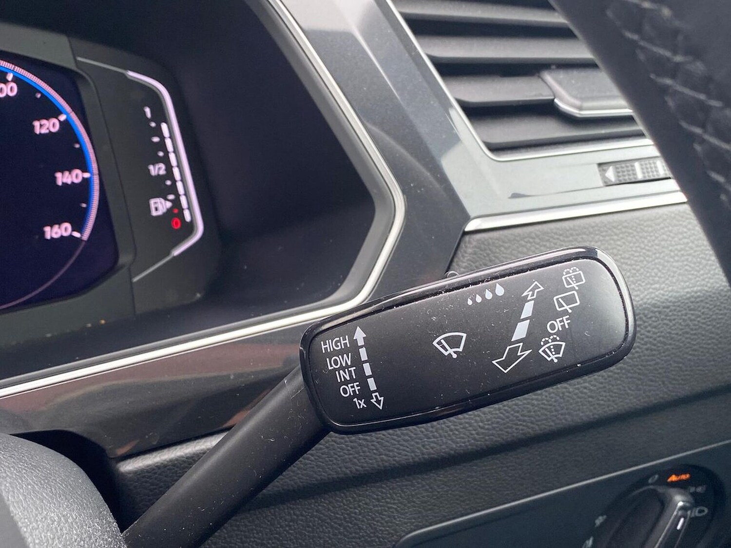 Used Volkswagen Tiguan 2021 for sale - 76324546: Photo 27