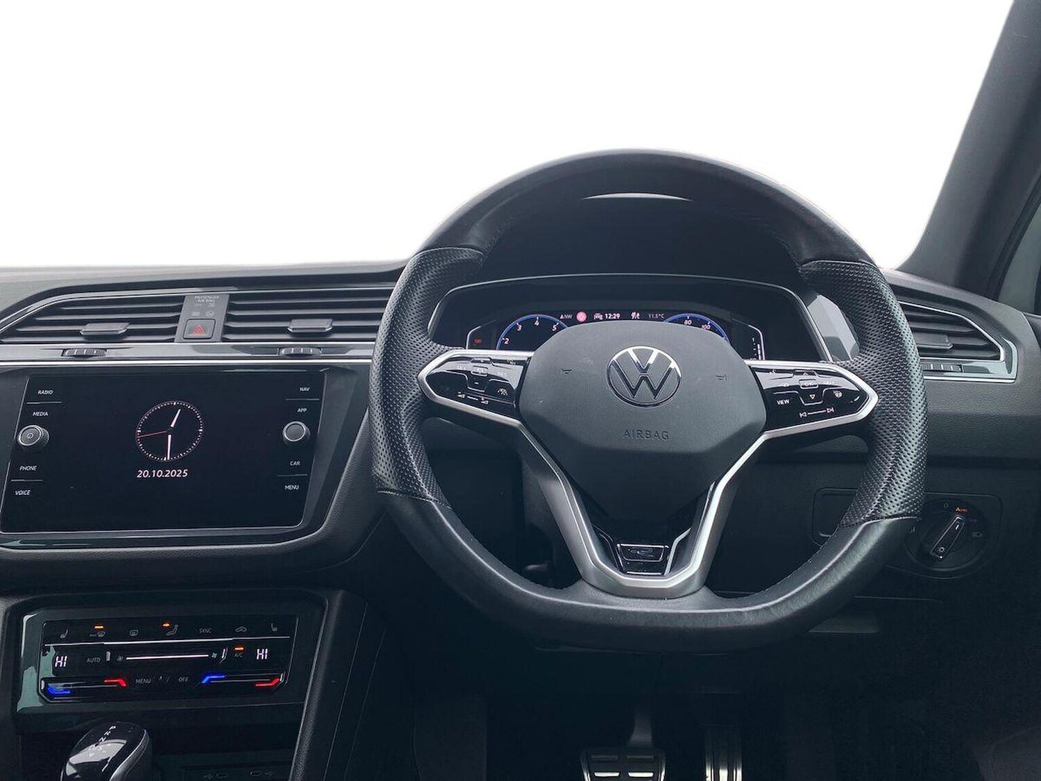 Used Volkswagen Tiguan 2021 for sale - 76324546: Photo 9