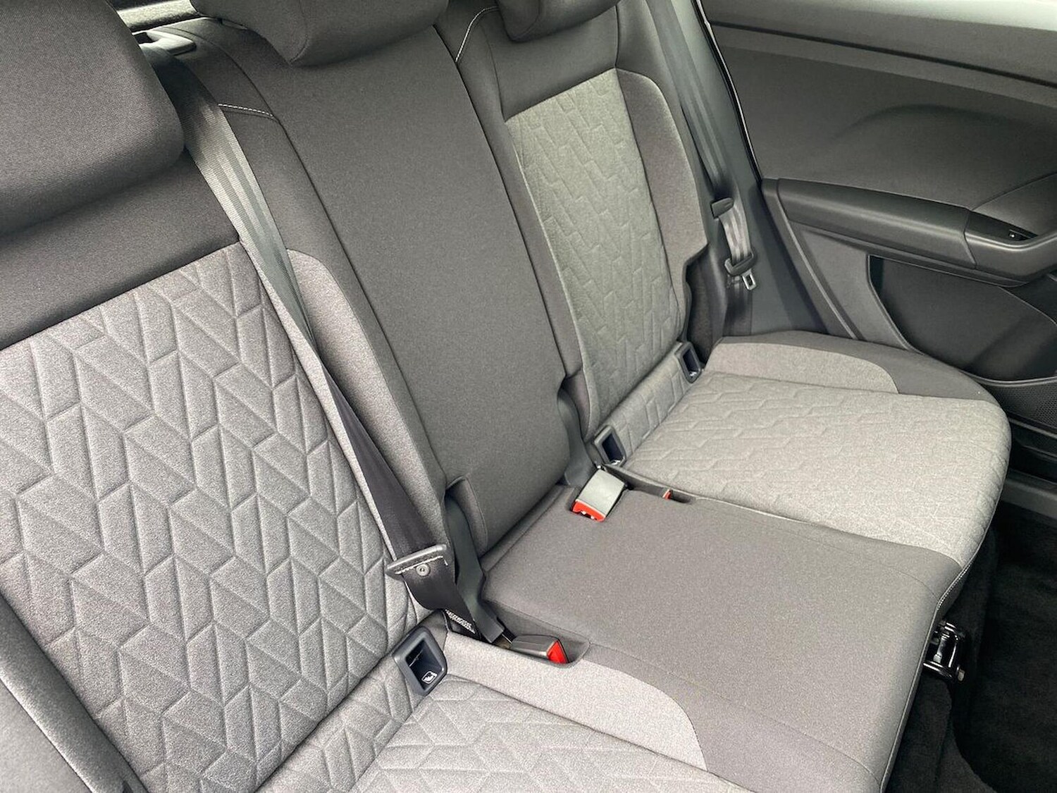 Used Volkswagen T-Cross 2025 for sale - 76157300: Photo 16