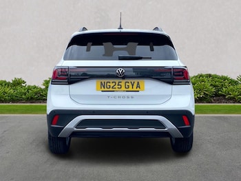Used Volkswagen T-Cross 2025 for sale - 76157300: Photo 4