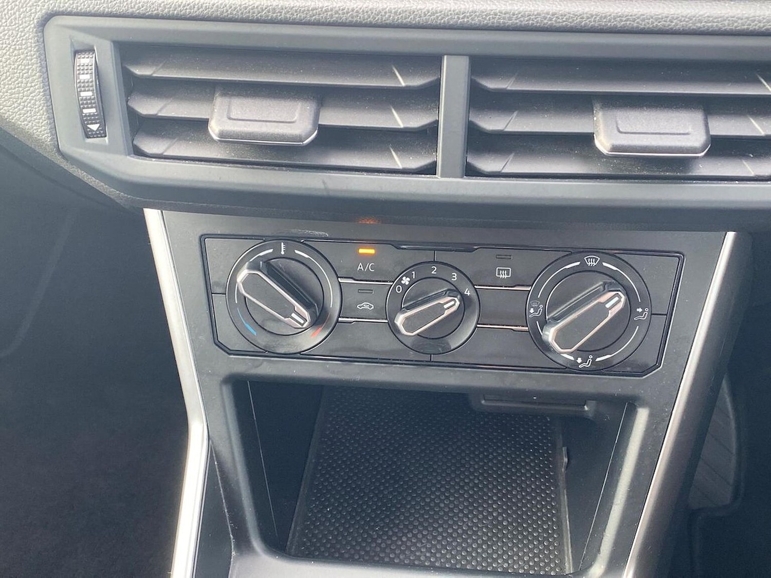 Used Volkswagen Polo 2022 for sale - 76437290: Photo 12