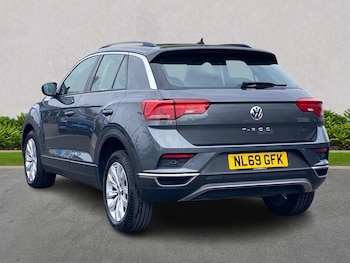 Used Volkswagen T-Roc 2019 for sale - 75499962: Photo