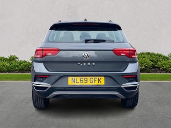 Used Volkswagen T-Roc 2019 for sale - 75499962: Photo