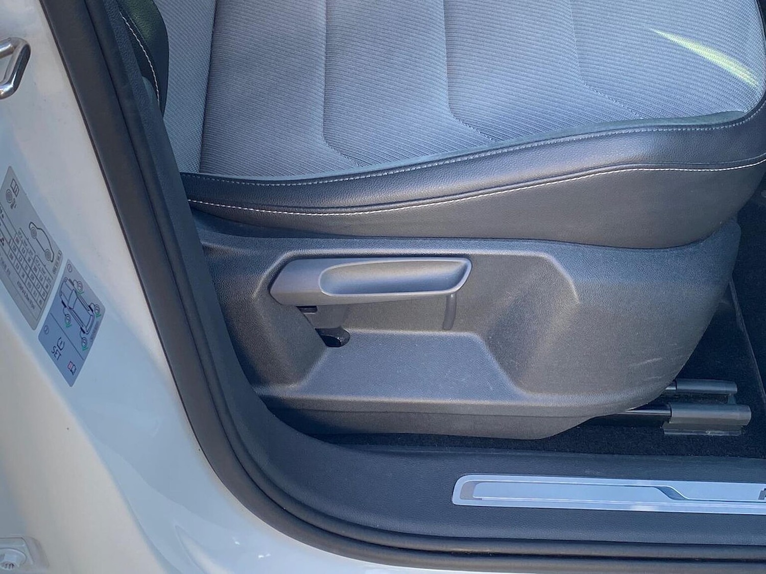 Used Volkswagen Tiguan 2019 for sale - 76357977: Photo 29