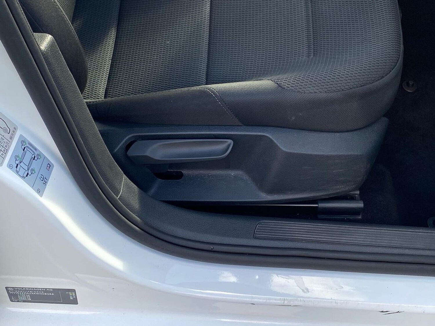 Used Volkswagen Golf 2018 for sale - 78195012: Photo 28